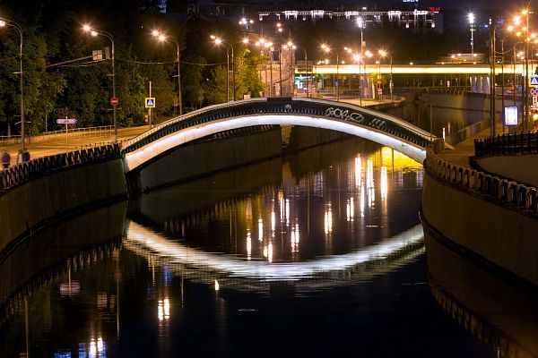 Реализована художественная подсветка на Тессинском мосту