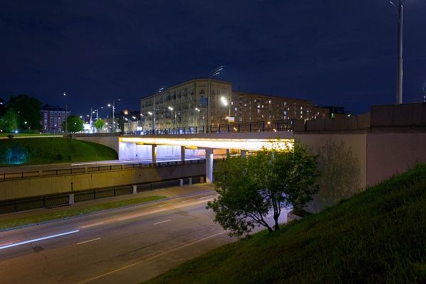 Реализована художественная подсветка Высокояузского моста